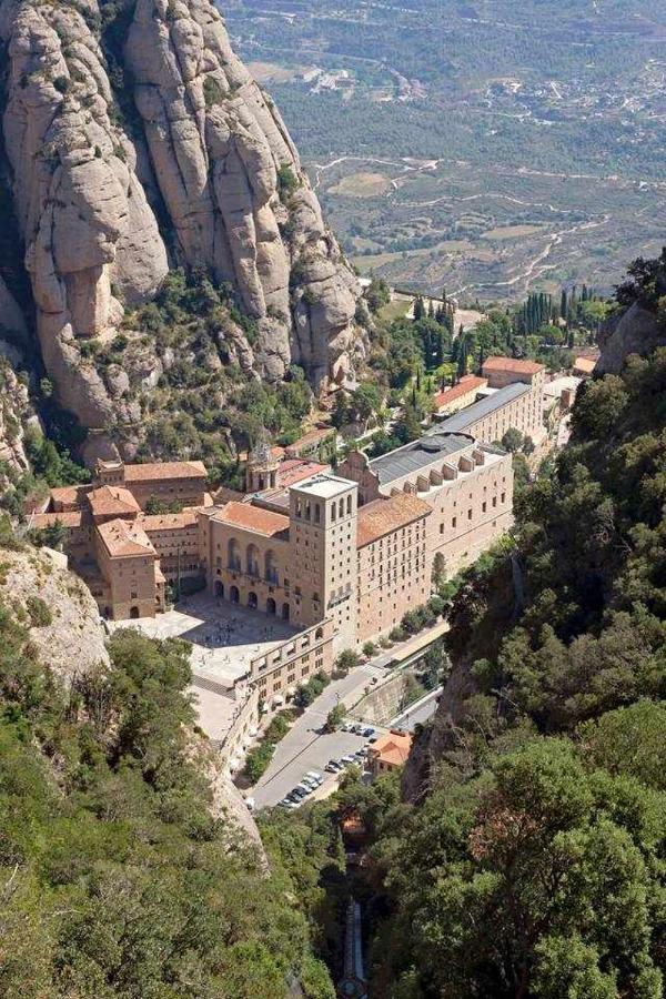 Xalet De La Muntanya El Brucmontserrat Bagian luar foto